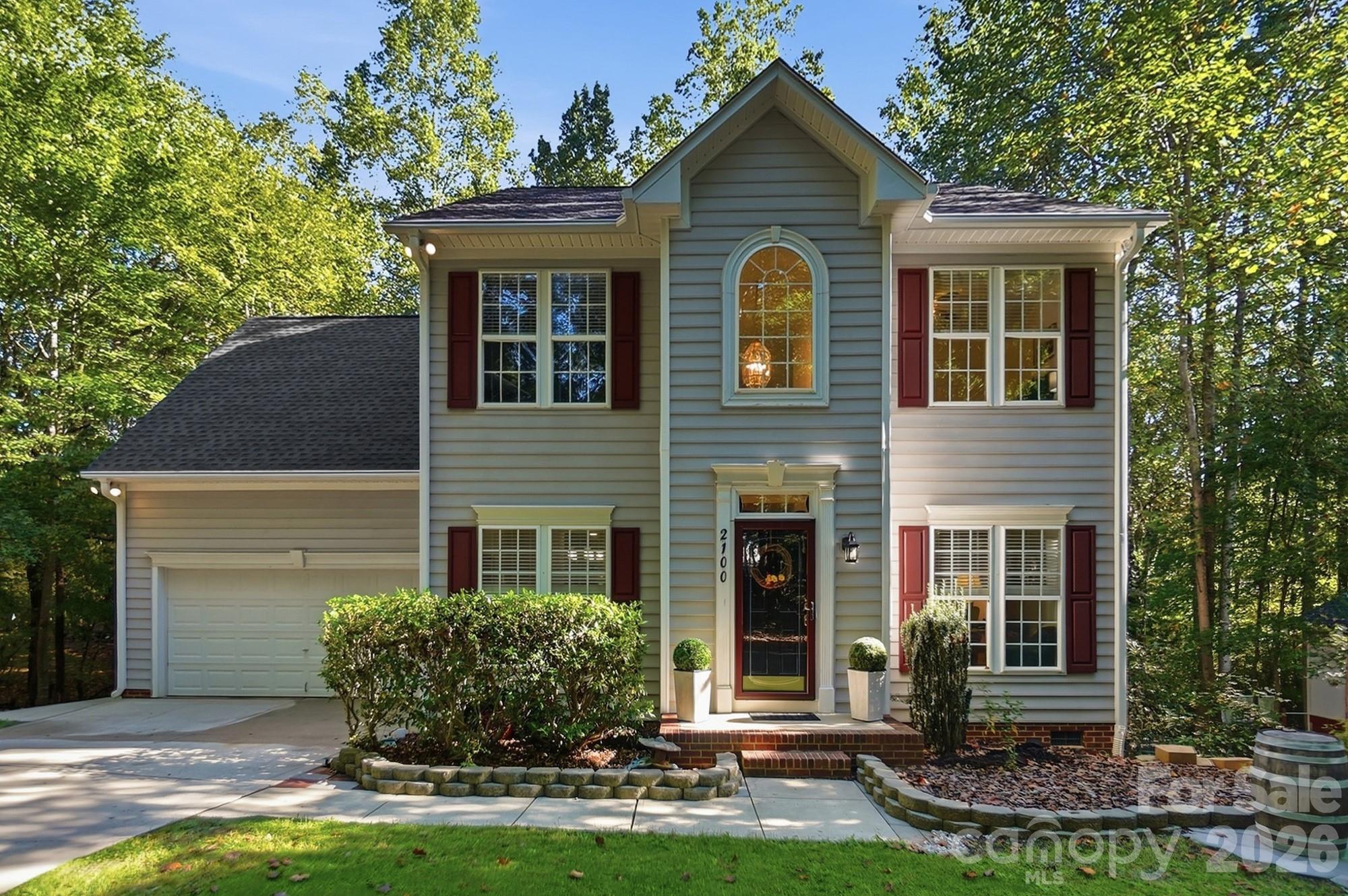2100 Pineapple Court
