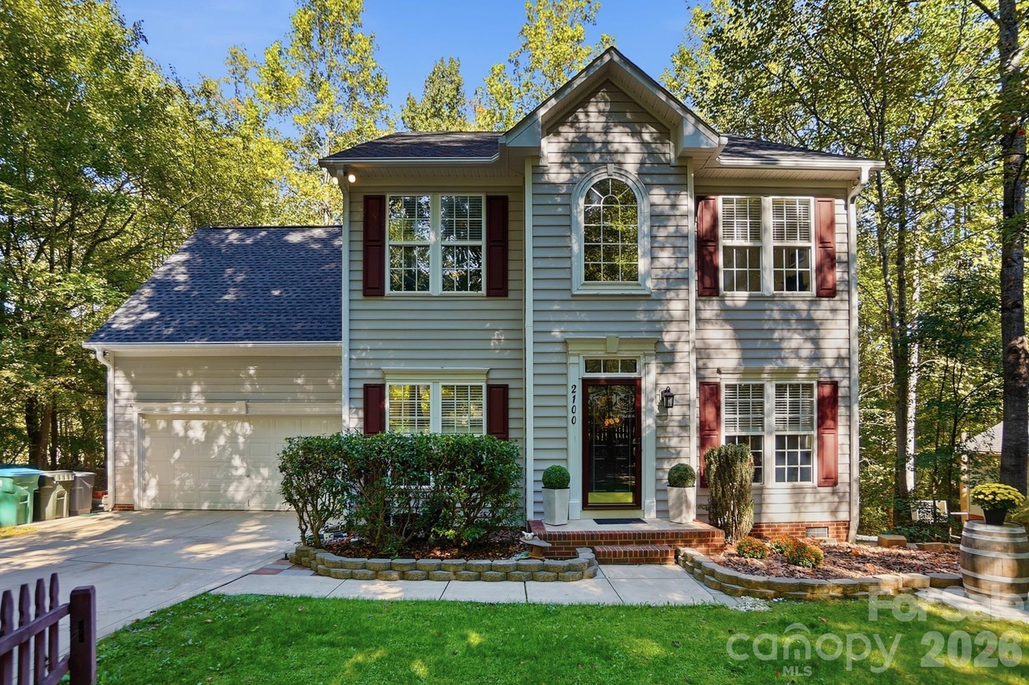 2100 Pineapple Court