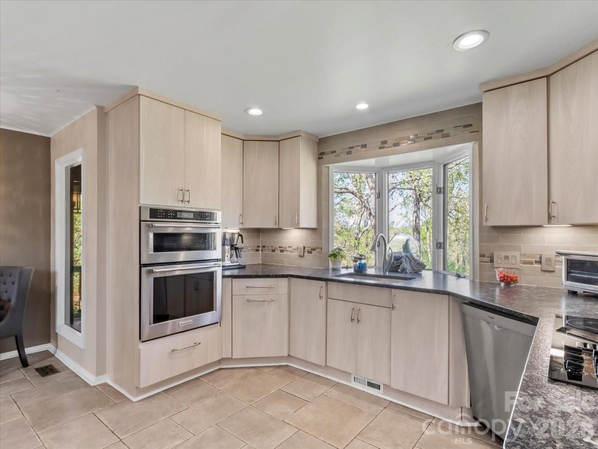 Woodland Hills - Residential
