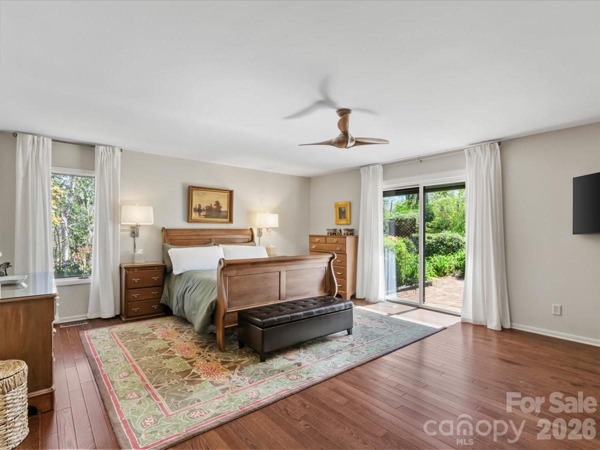 Woodland Hills - Residential