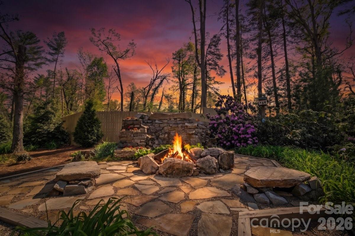 Woodland Hills - Residential