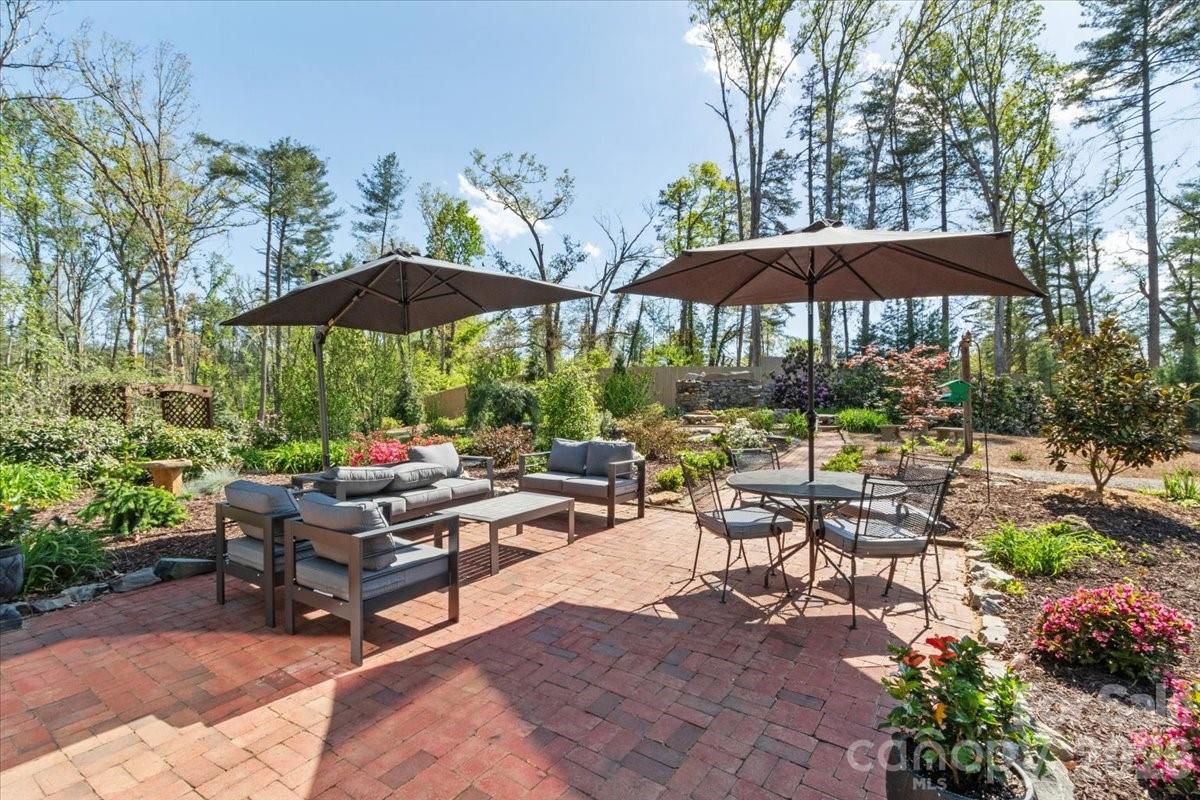 Woodland Hills - Residential