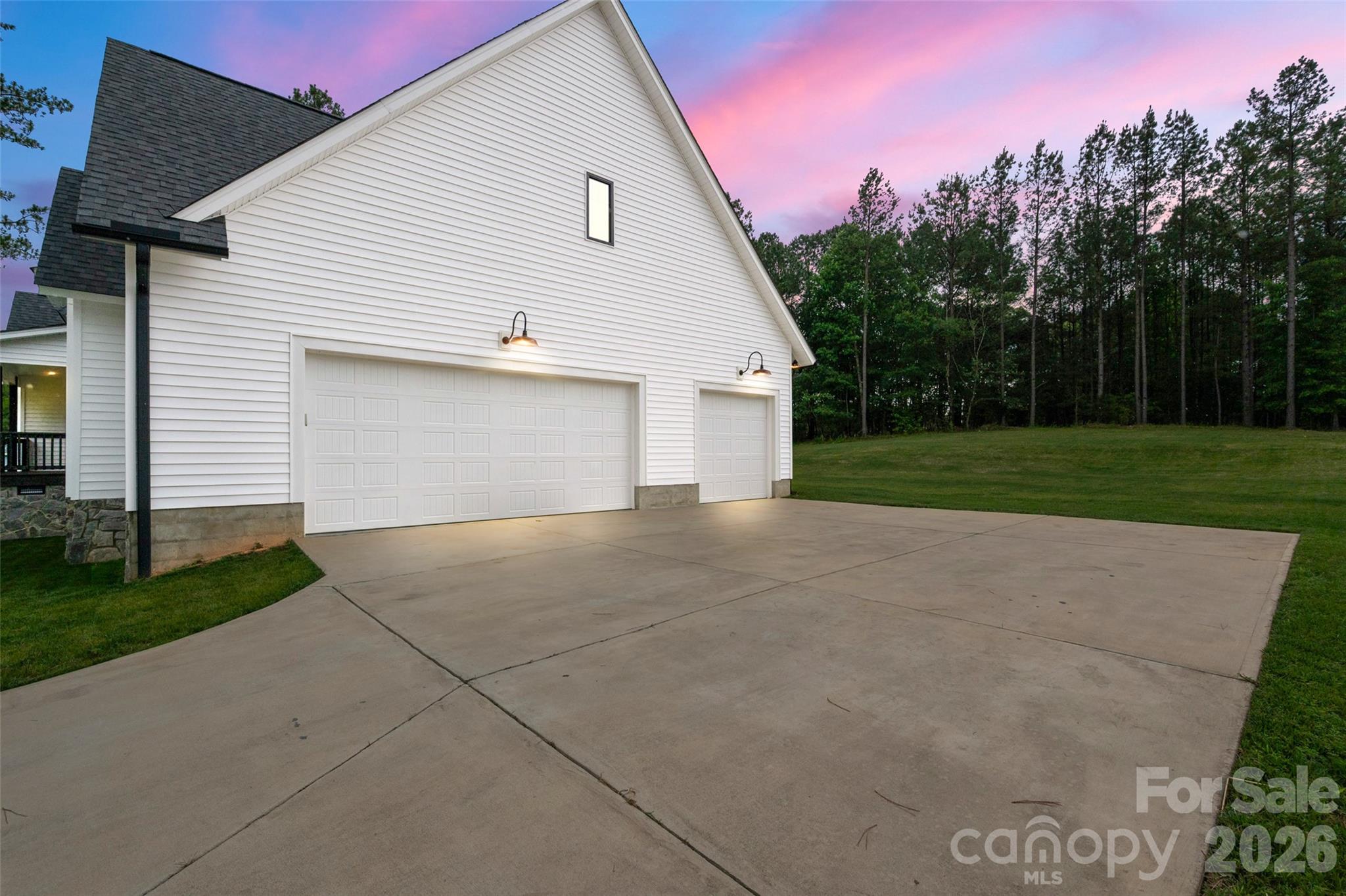 5072 Star Magnolia Court