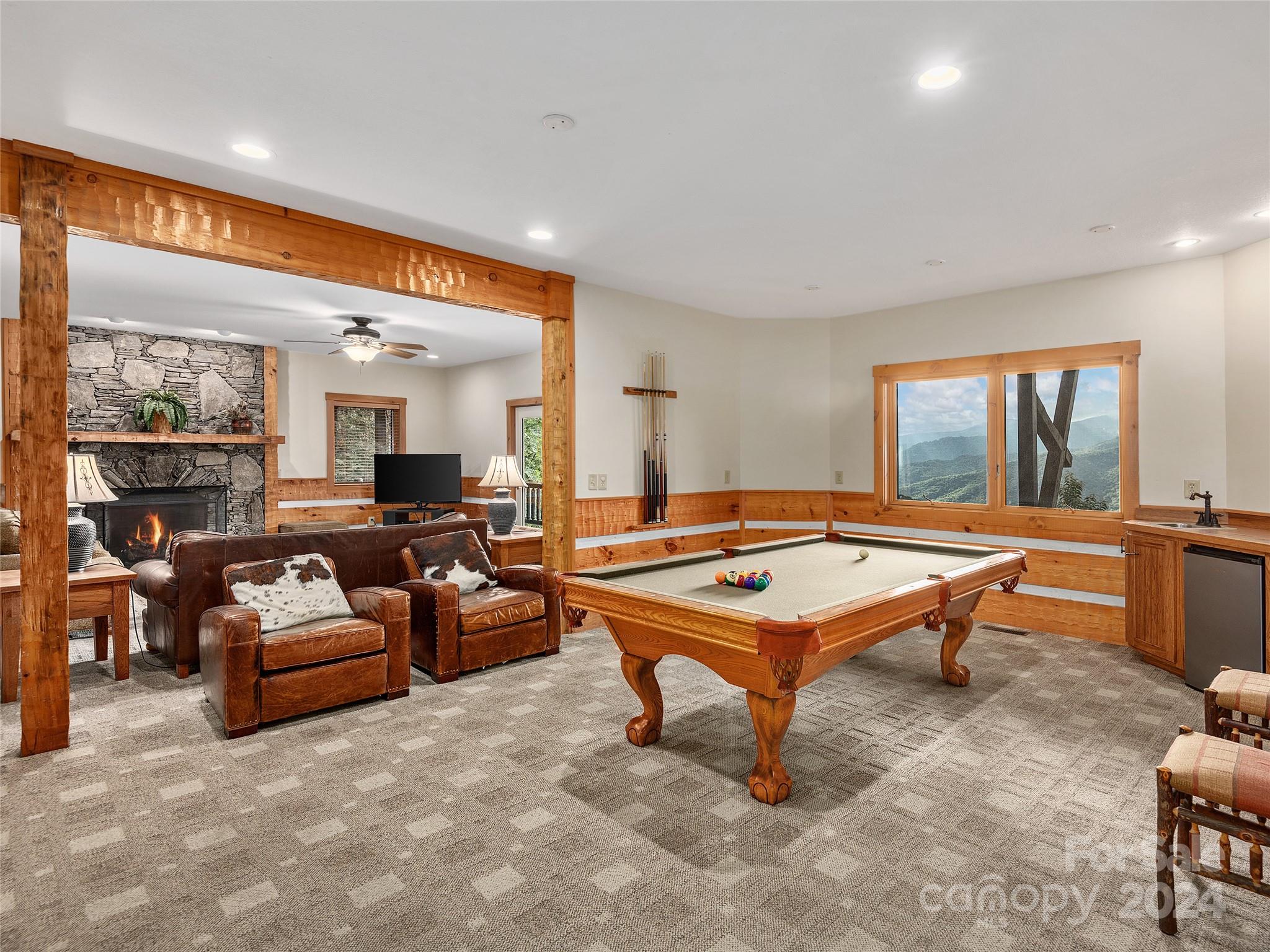 Smoky Mountain Retreat At Eagles Nest - Residential