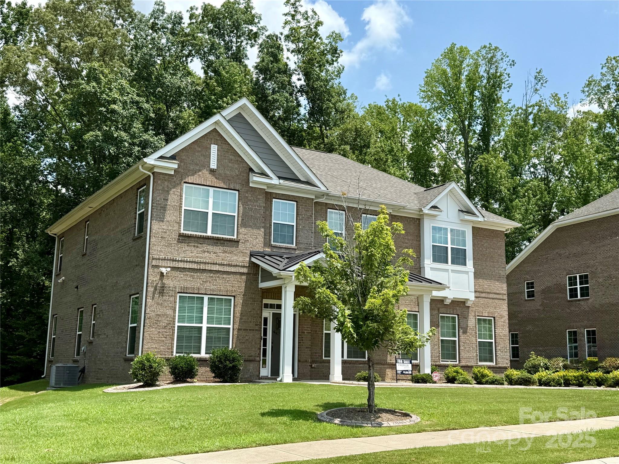 2044 Sweet William Drive