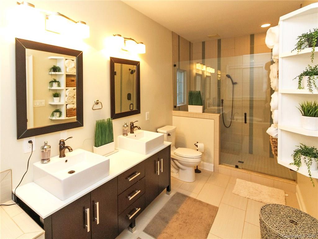 Tega Cay - Residential