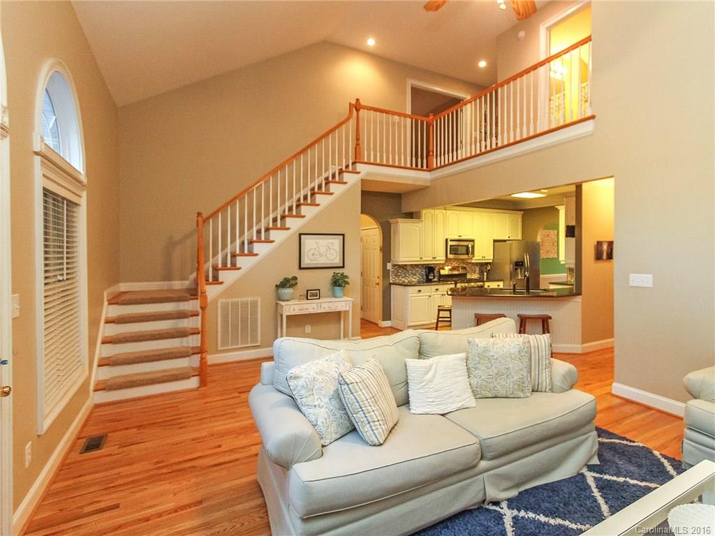 Tega Cay - Residential