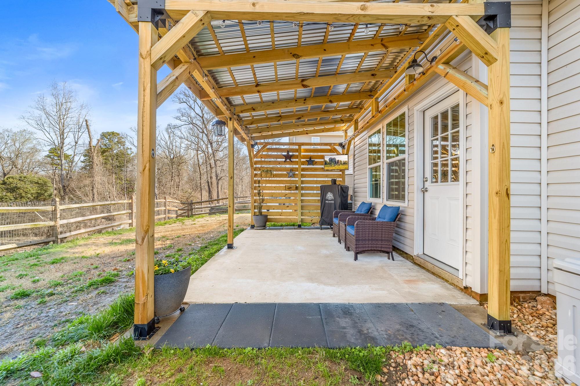 Adams Bluff - Residential