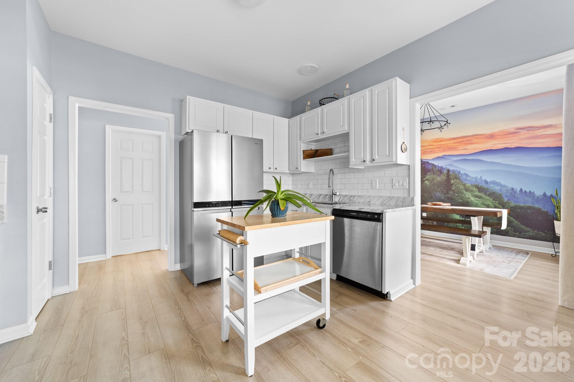 Adams Bluff - Residential
