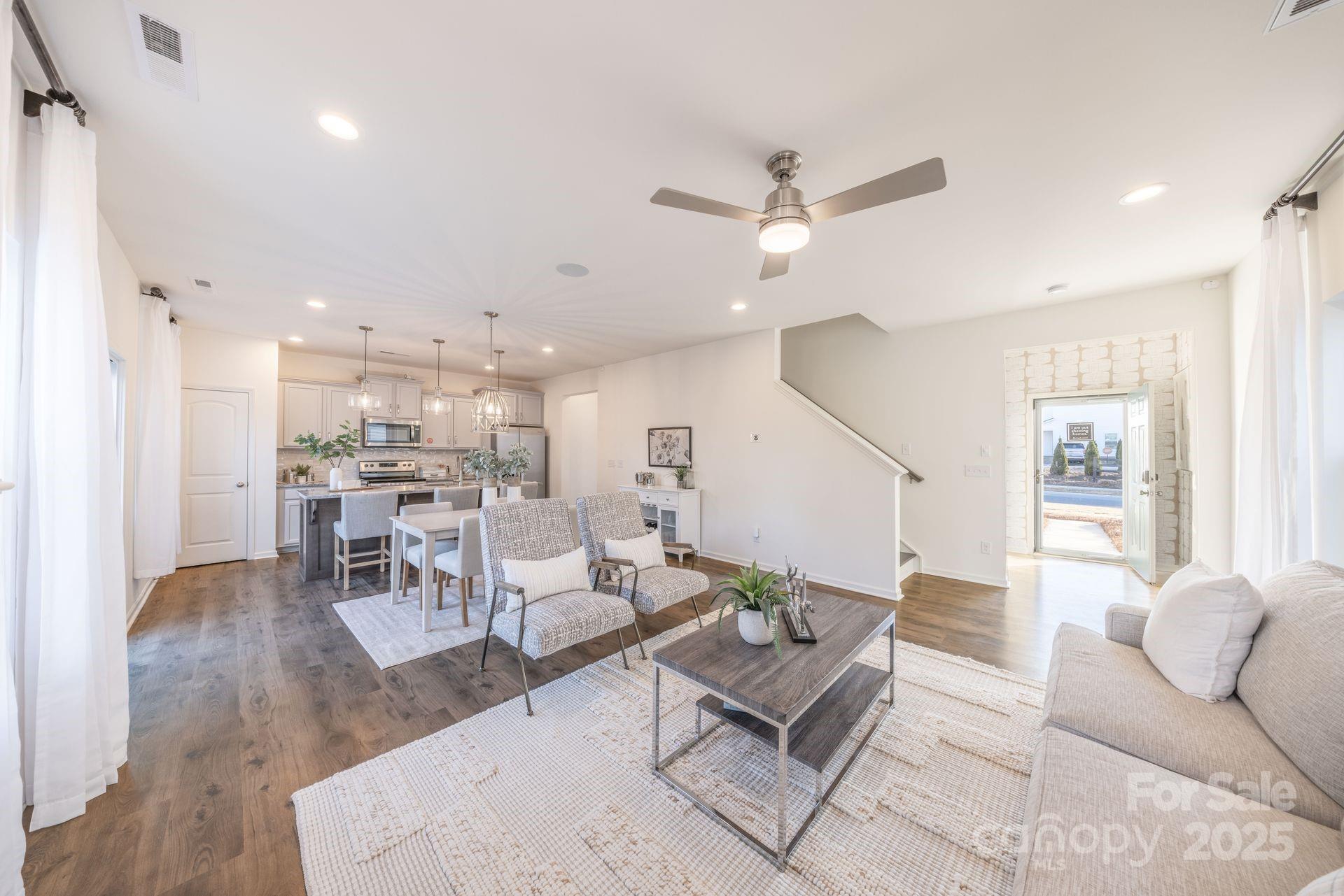 1025 Freeman View Drive