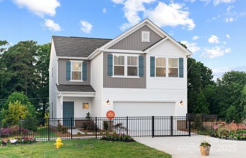 Photo of 1025 Freeman View Drive, Albemarle, NC 28001 (MLS # 4298927)