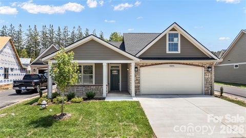 Photo of 827D Wynnshire Drive #62, Hickory, NC 28601 (MLS # 4418974)