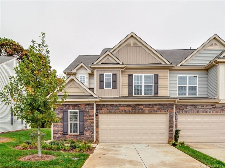 Live in the heart of prestigious Southpark in this meticulously maintained end unit w/ a sunroom! Backs up to a very private green area. Sunroom w/ extra windows provides an abundance of natural light. Upgraded white shaker cabinets in kitchen & custom pantry! Hardwoods on main level & stairs, tray ceiling, gas fireplace, over-sized master closet w/ custom shelving, granite, & upgraded gas appliances. Don't miss the chance to live within 5 mins to Southpark Mall, refined dining, & entertainment!