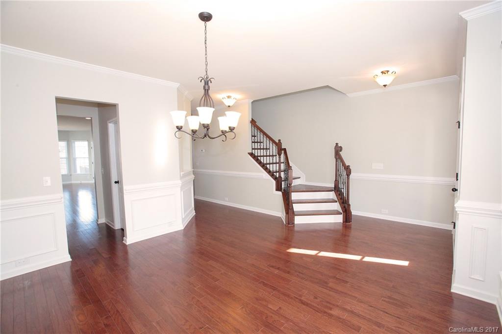 Hawks Creek - Residential