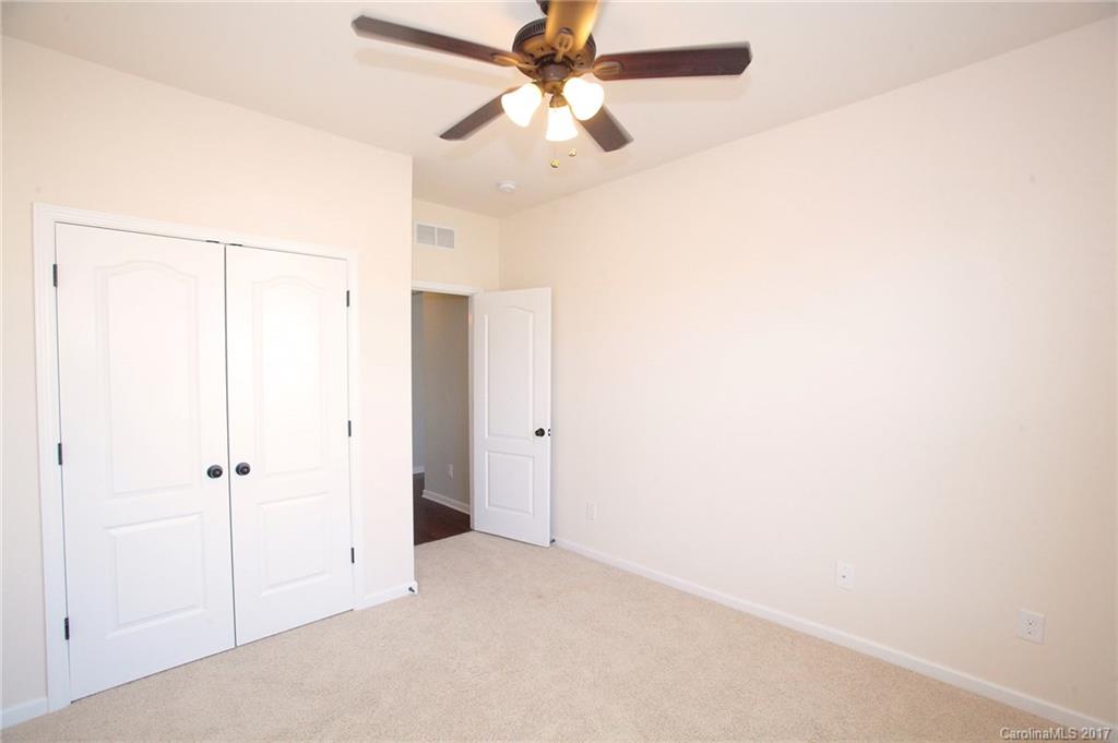 Hawks Creek - Residential