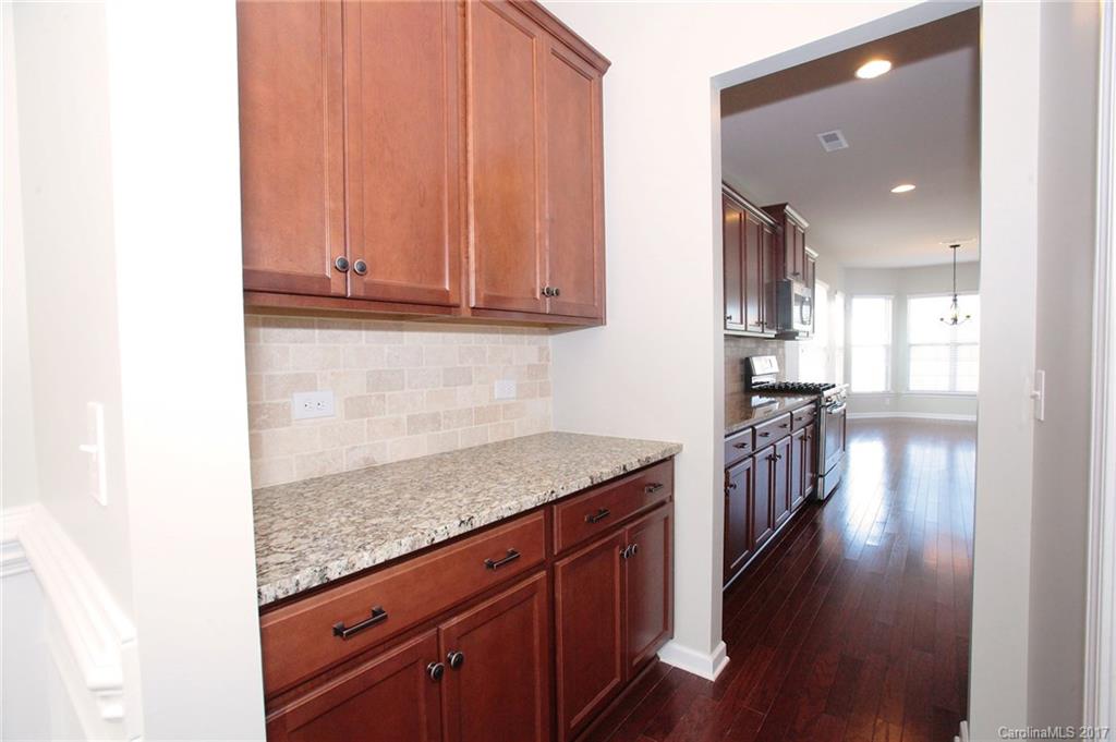 Hawks Creek - Residential