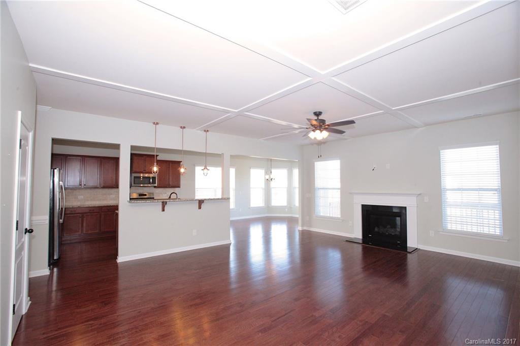 Hawks Creek - Residential