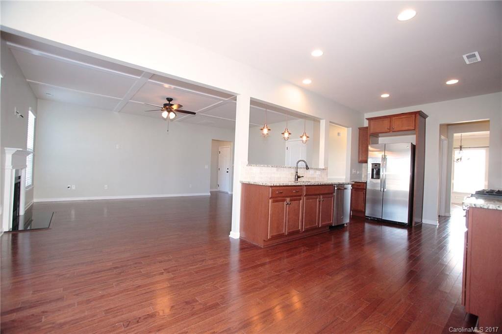 Hawks Creek - Residential