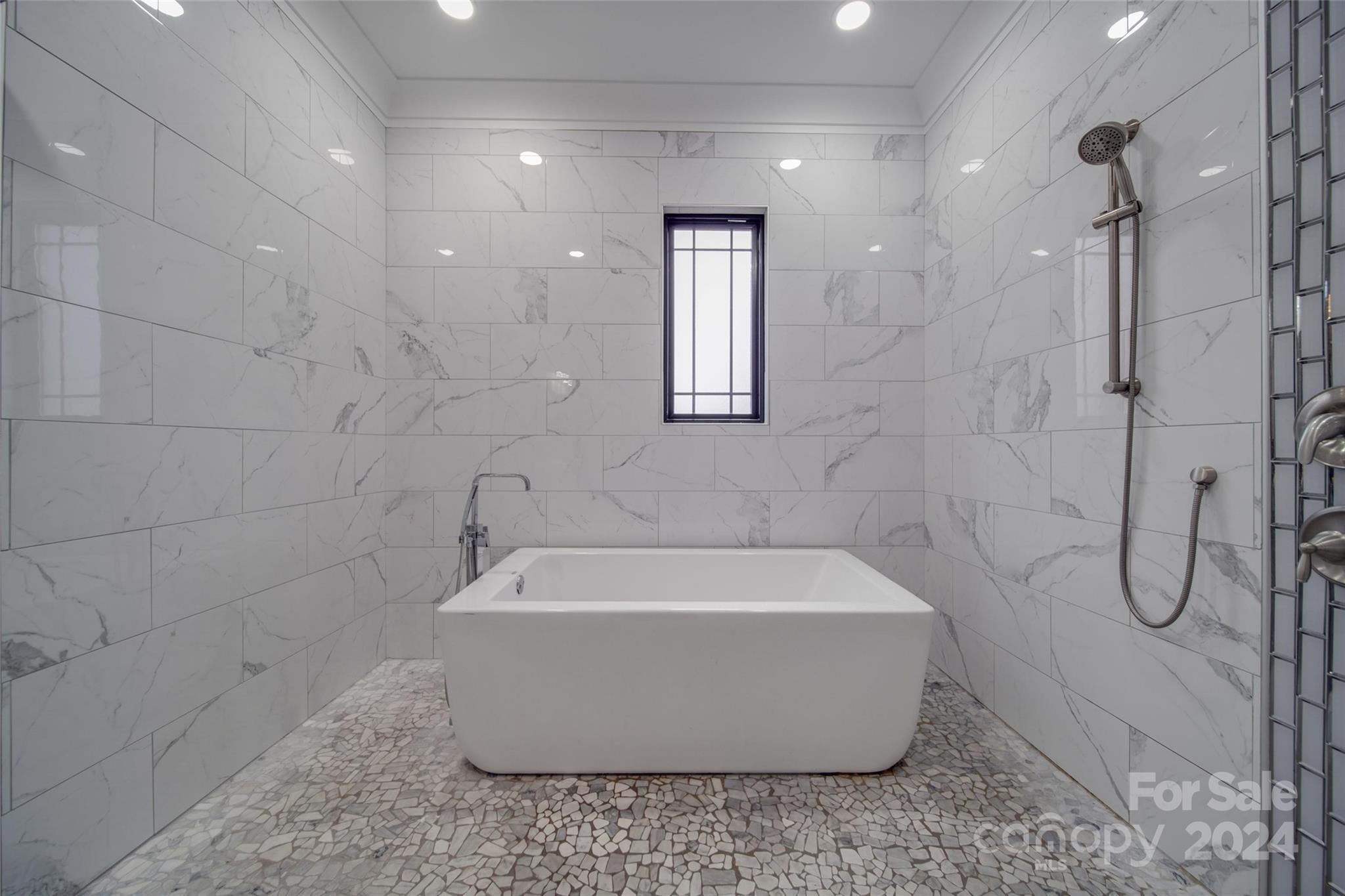 The Retreat At Sunset Ridge - Residential