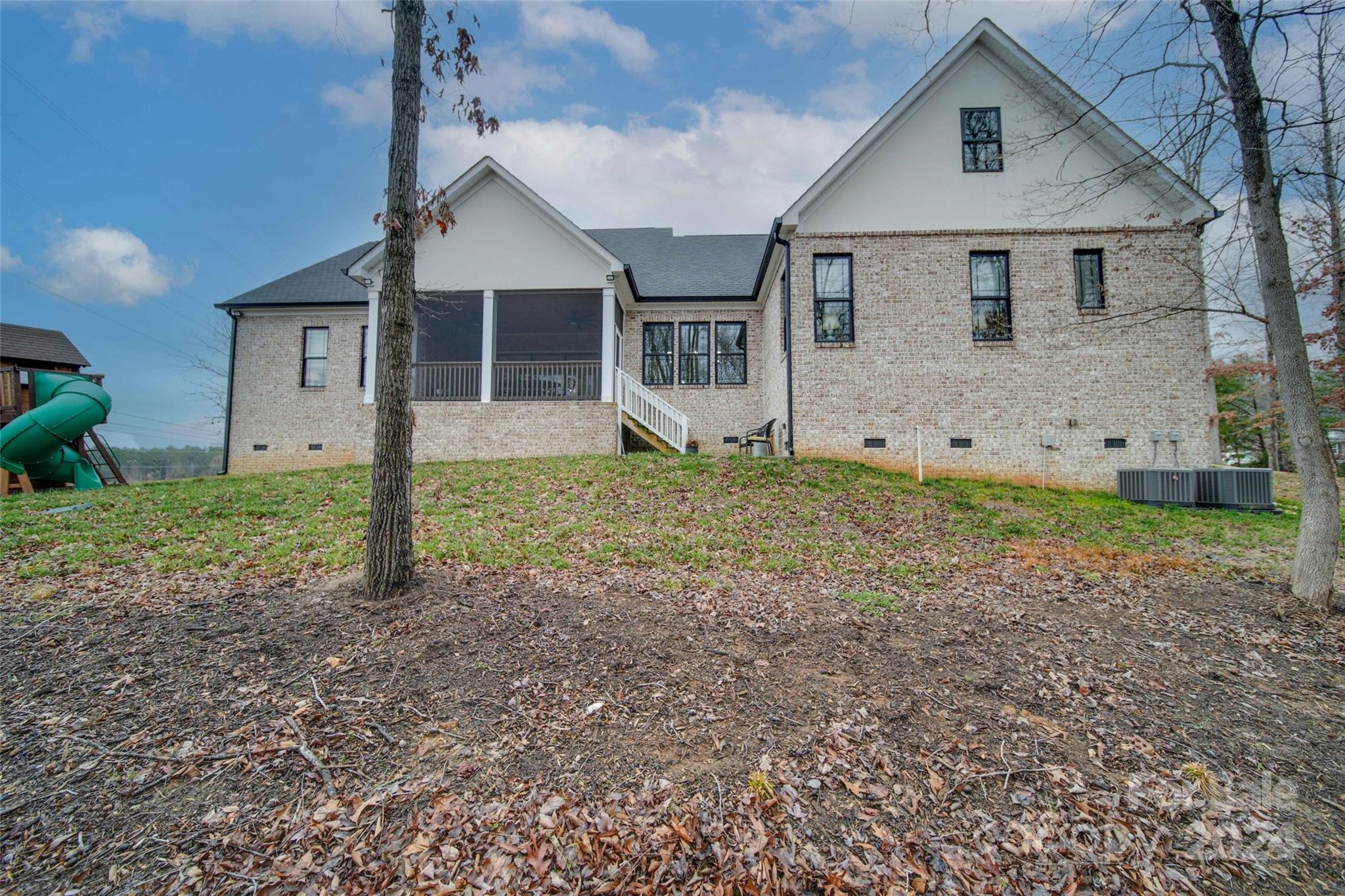 The Retreat At Sunset Ridge - Residential