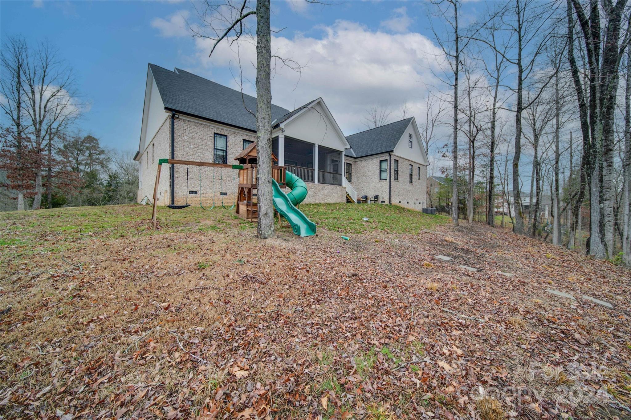 The Retreat At Sunset Ridge - Residential