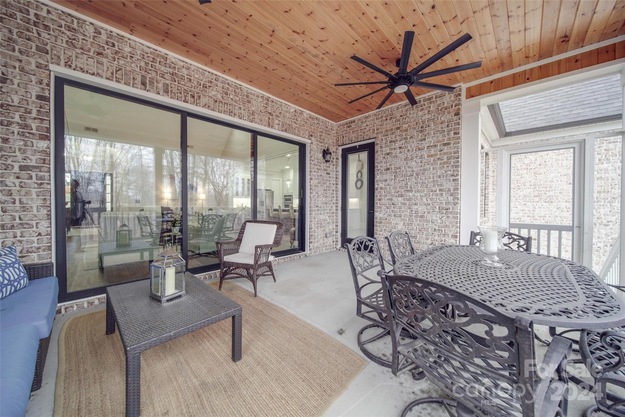 The Retreat At Sunset Ridge - Residential