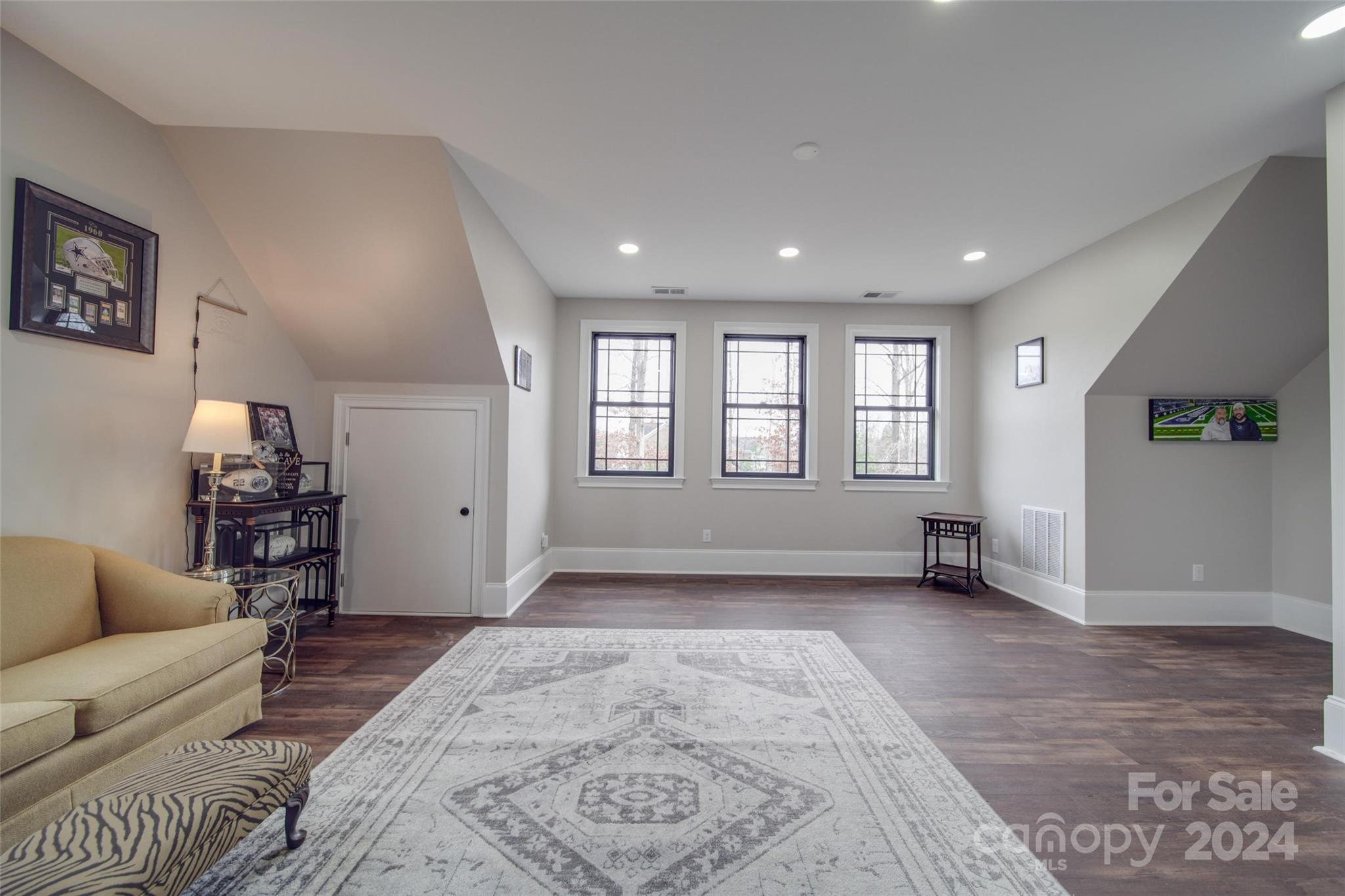 The Retreat At Sunset Ridge - Residential