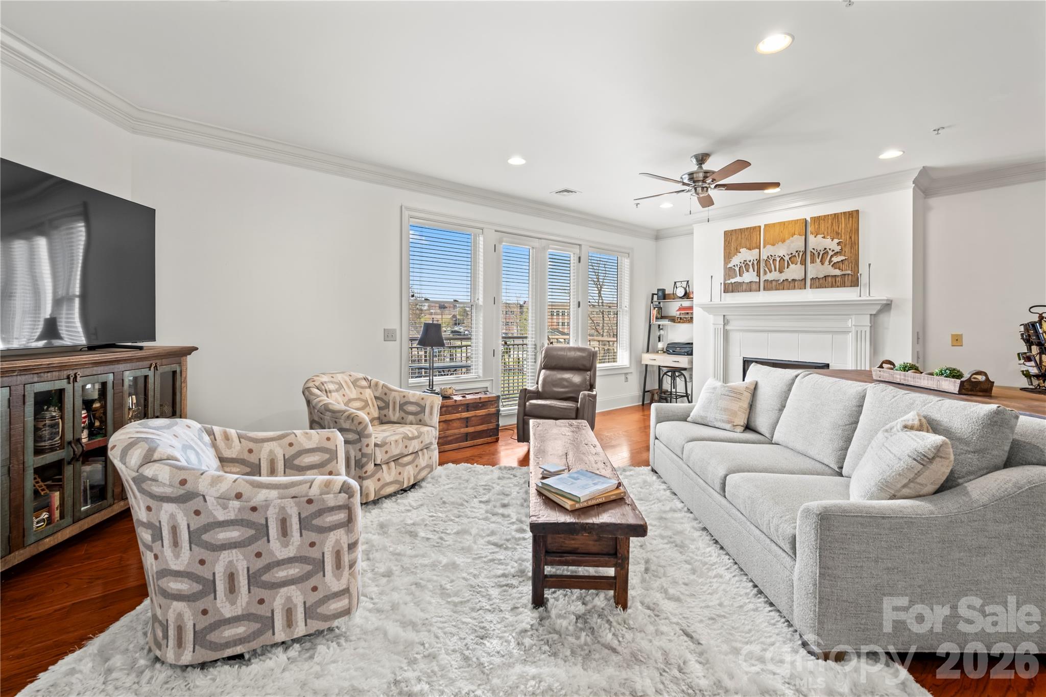 Plaza In The Mountains - Residential