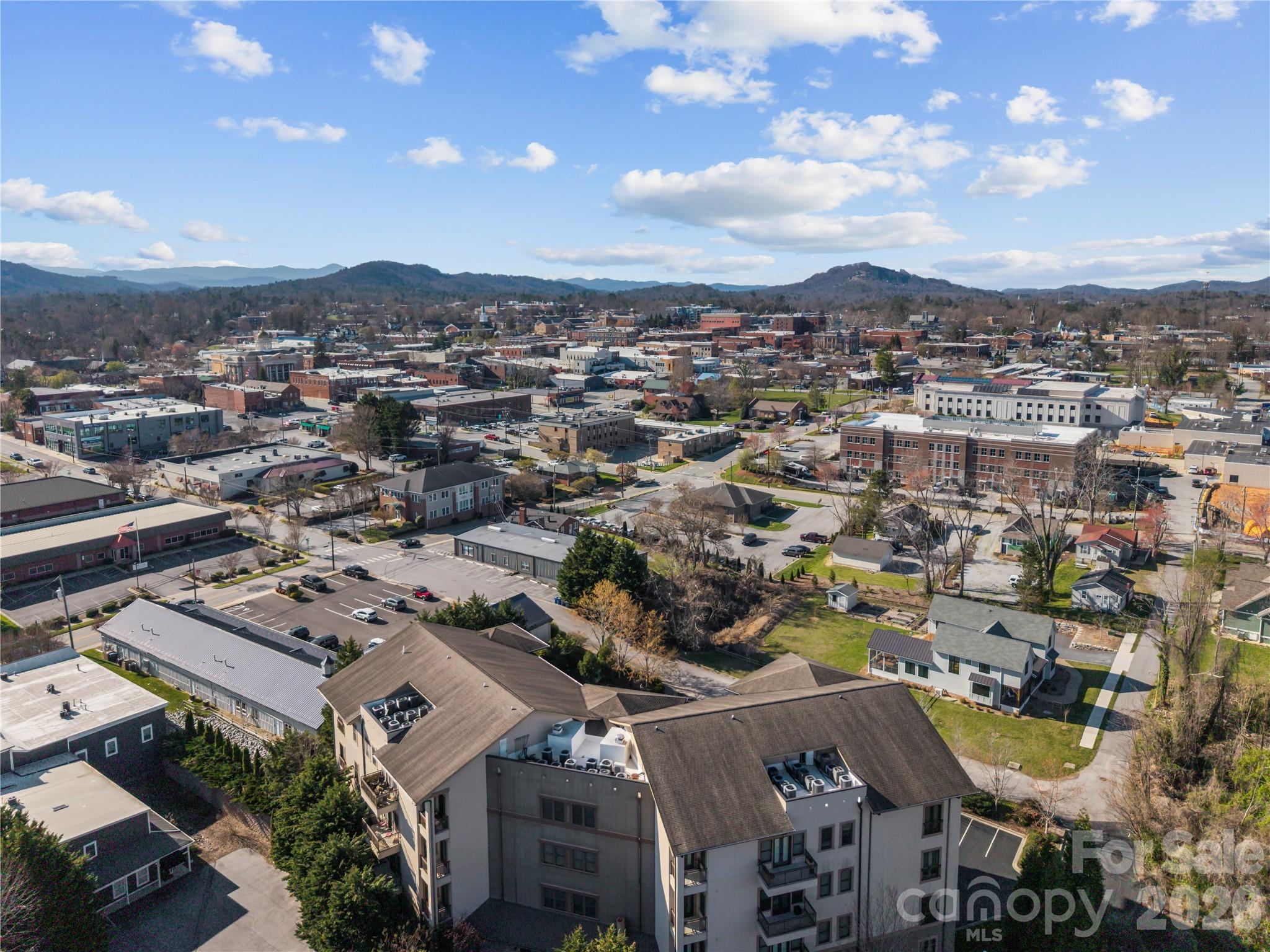 350 E Allen Street #303