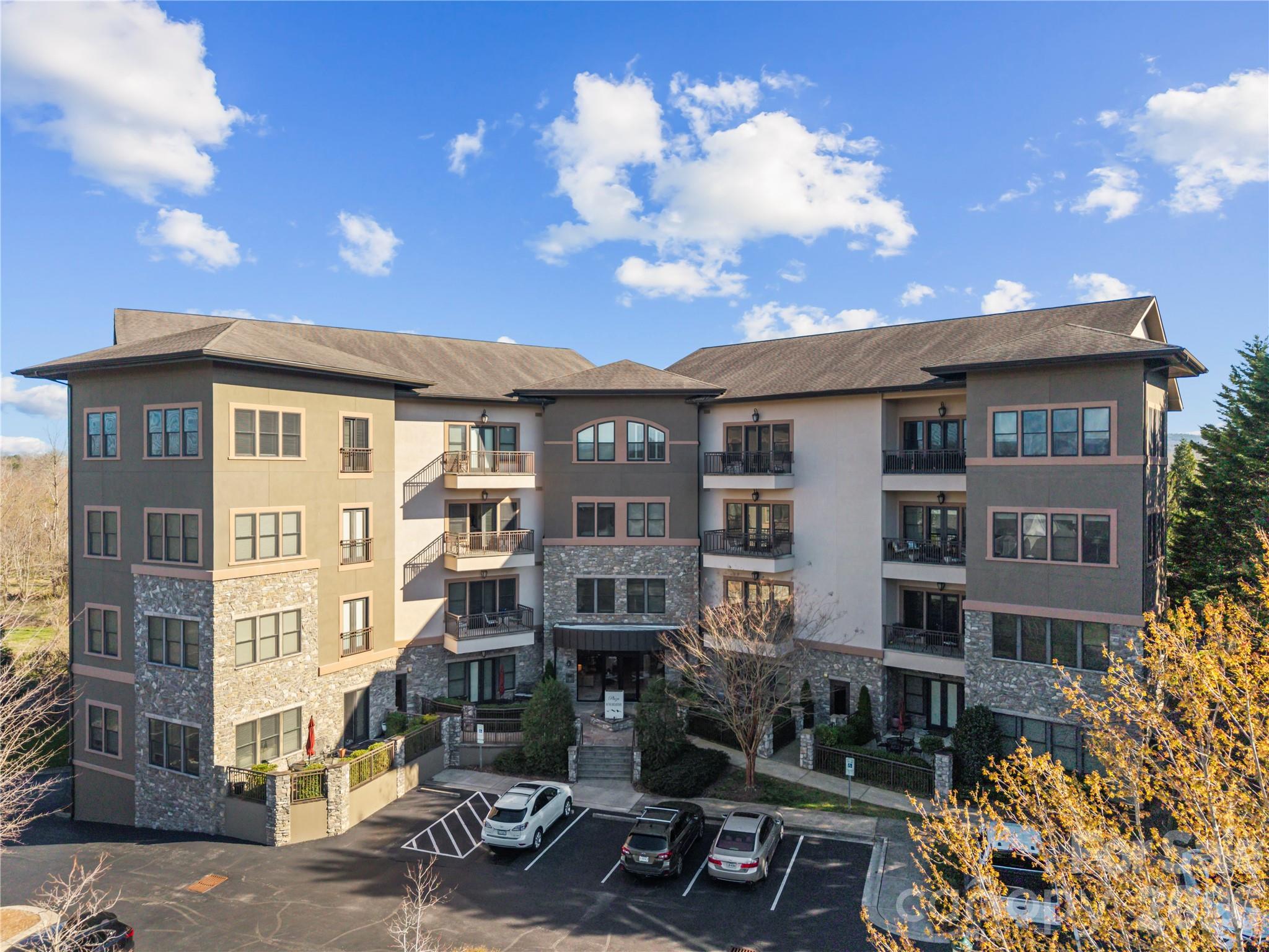 Plaza In The Mountains - Residential