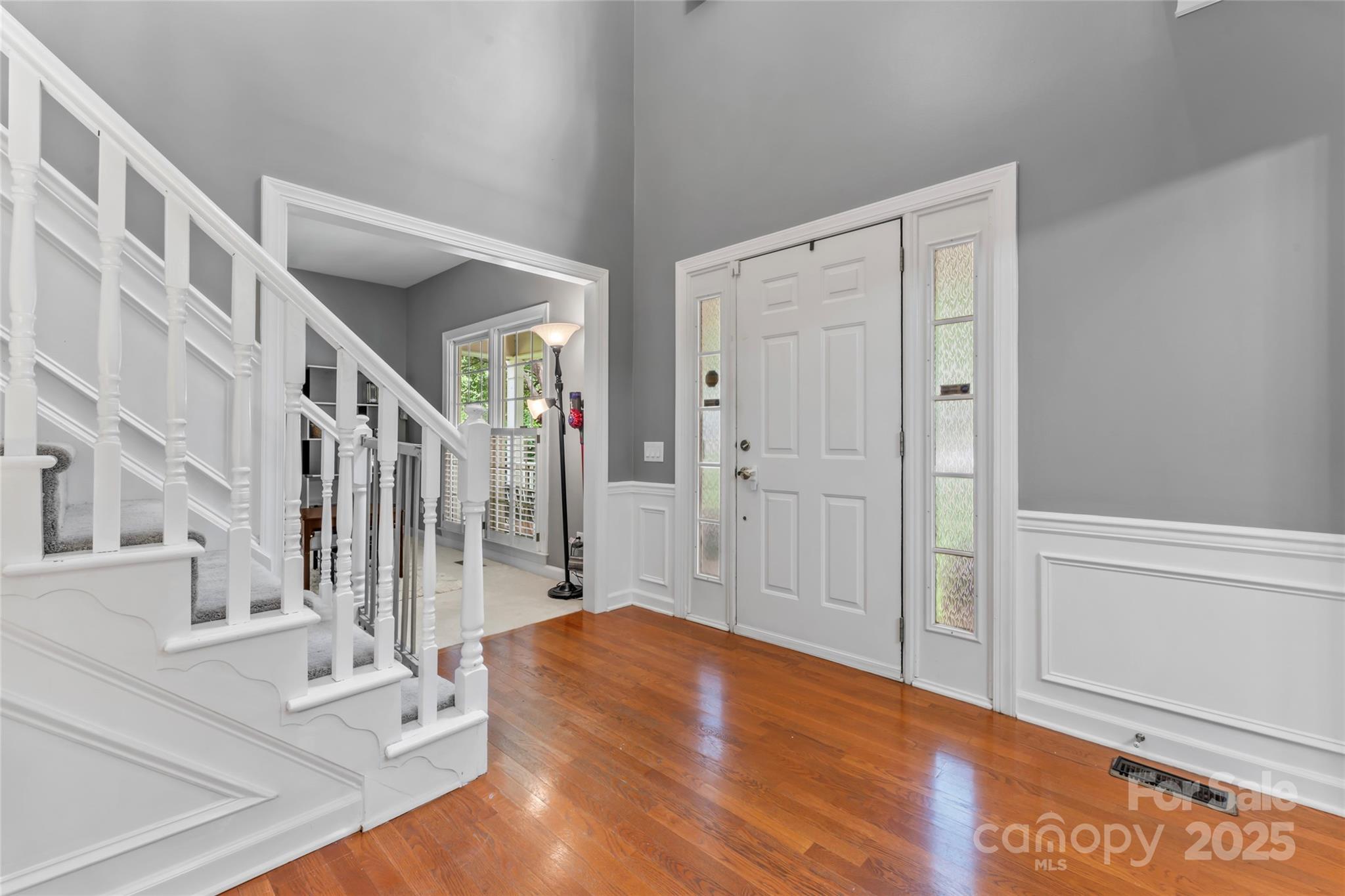 5233 Fairvista Drive