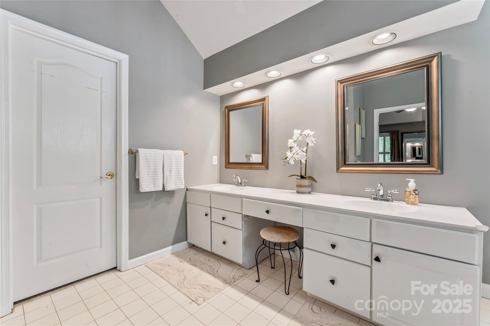 Highland Creek - Residential