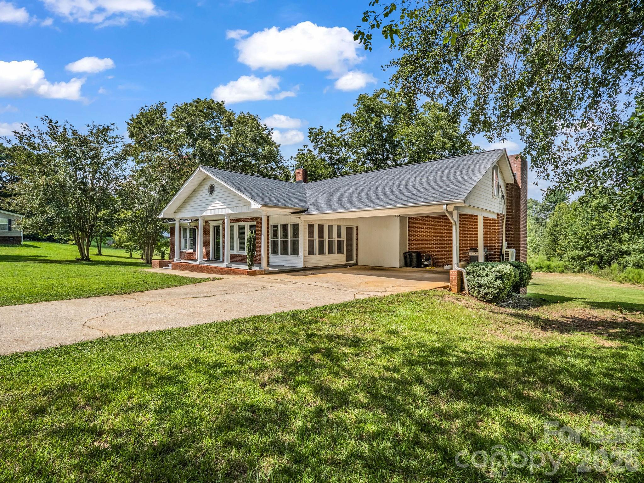 1544 OLD US 221A Highway