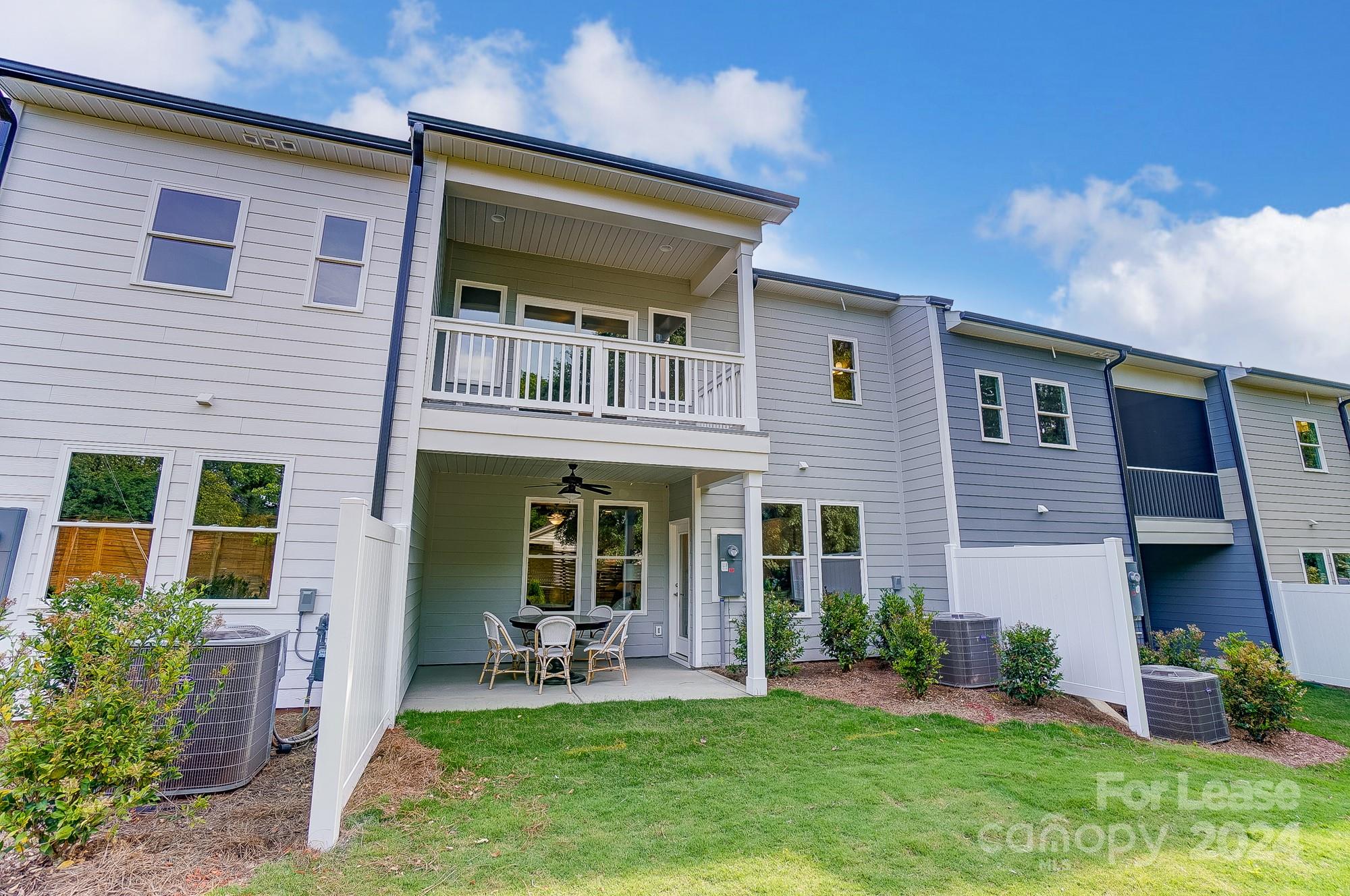 Washam Potts - Residential Lease