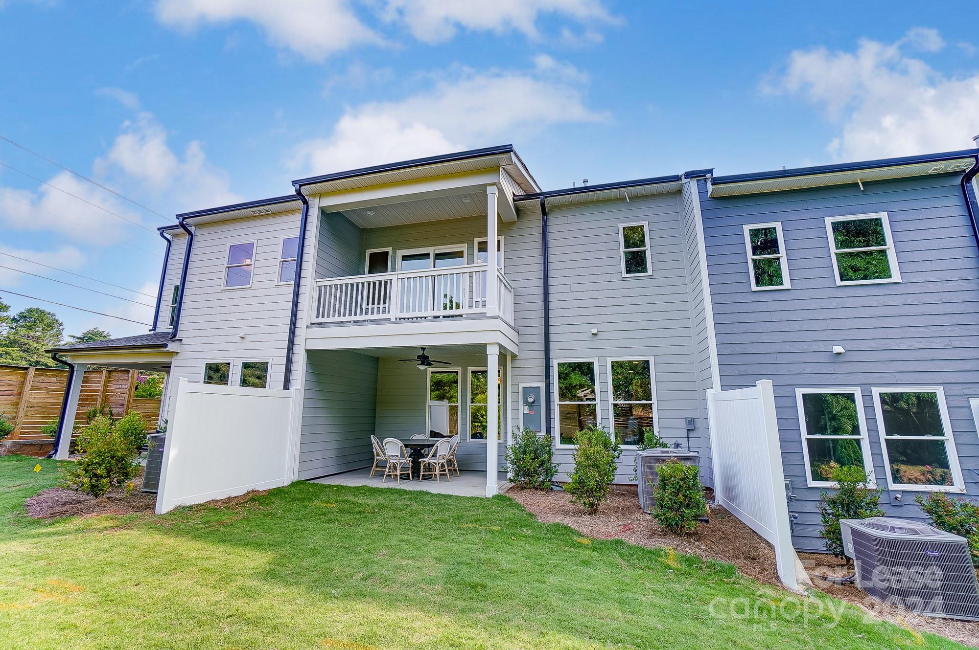 Washam Potts - Residential Lease