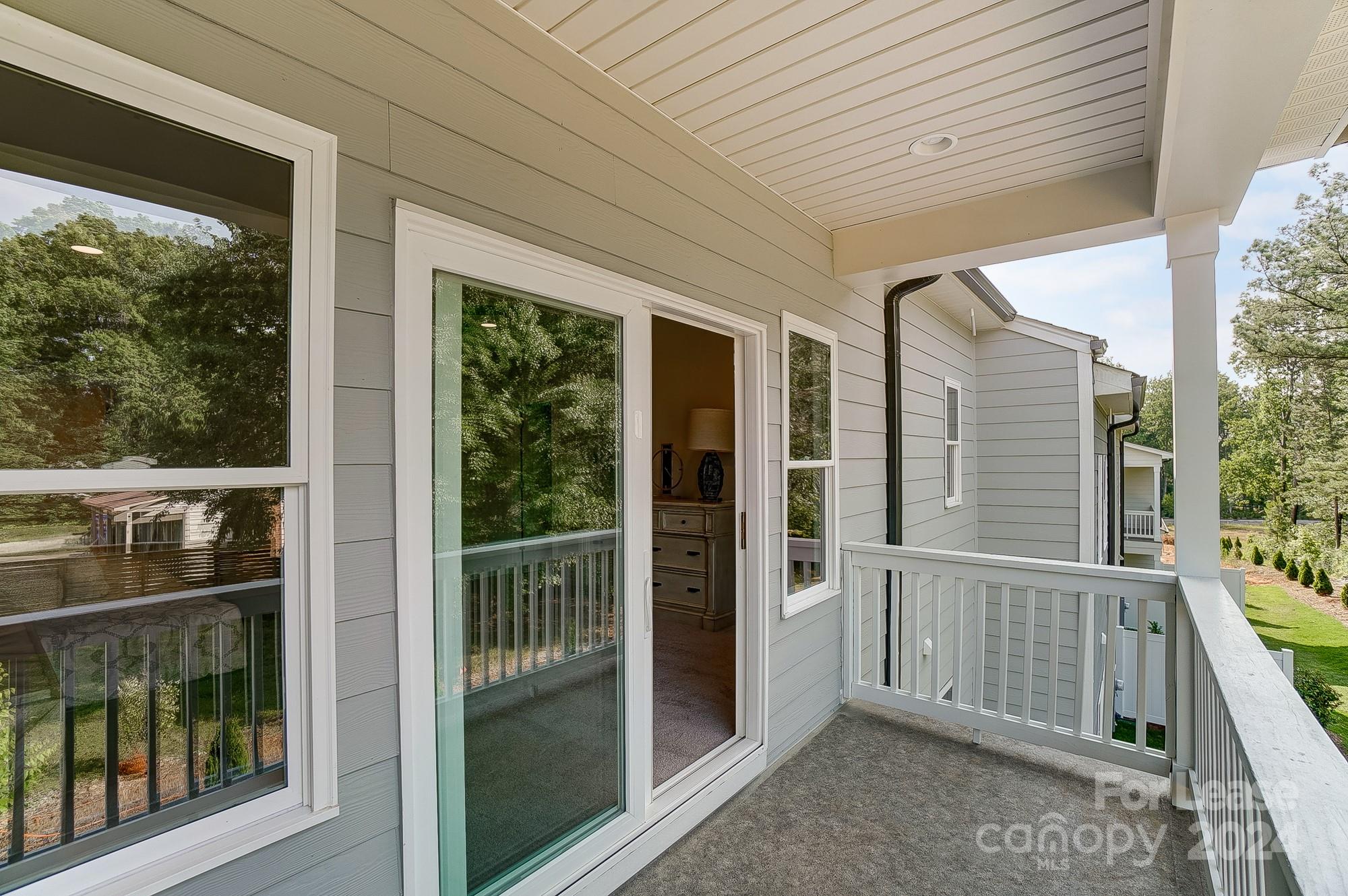 Washam Potts - Residential Lease