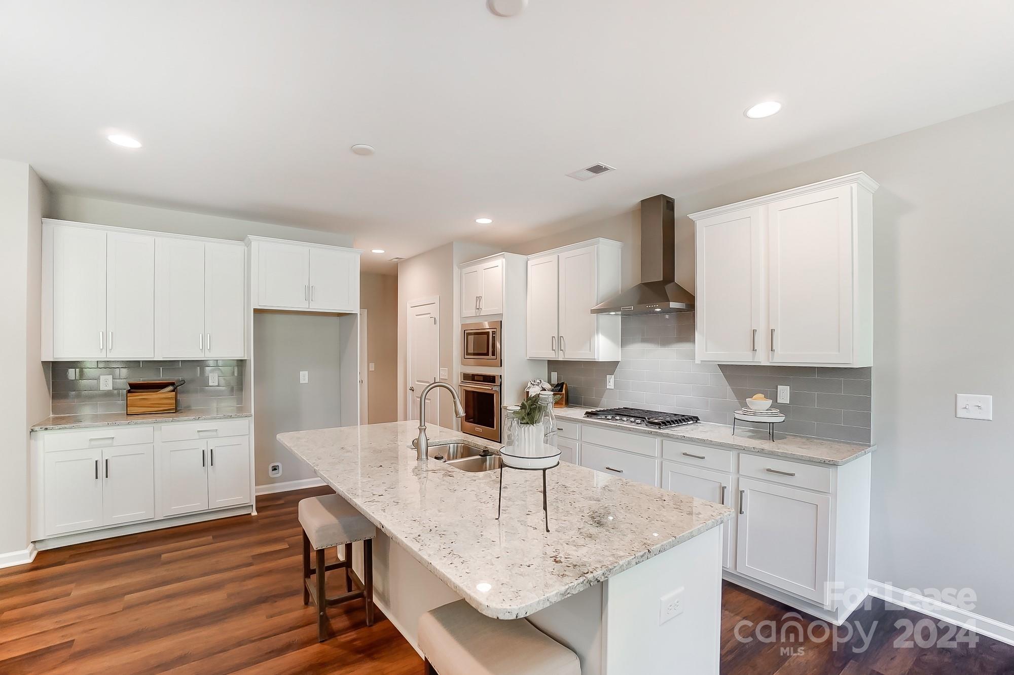 Washam Potts - Residential Lease