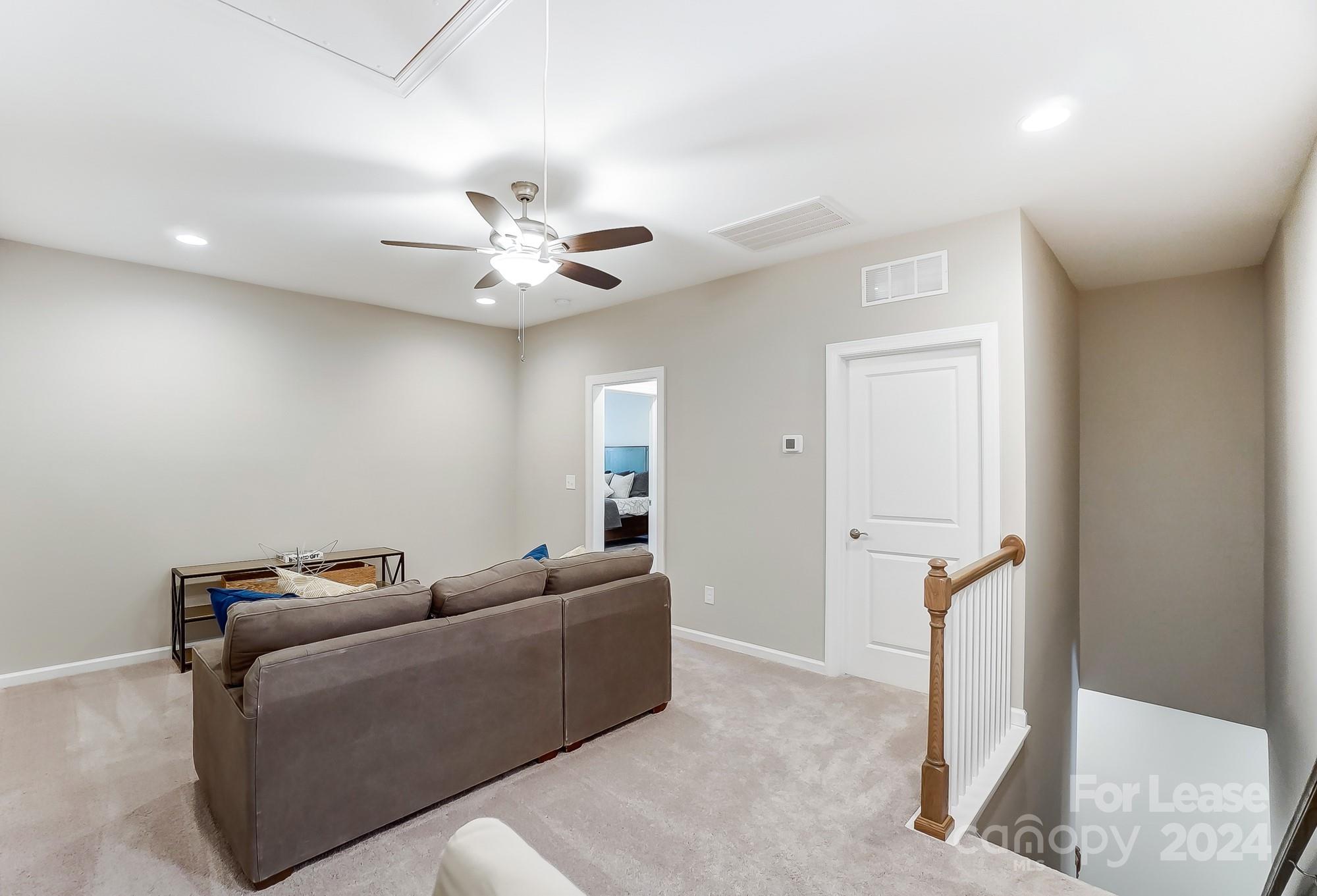 Washam Potts - Residential Lease