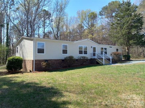 Photo of 831 W Unionville Indian Trail Road, Monroe, NC 28110 (MLS # 4387700)