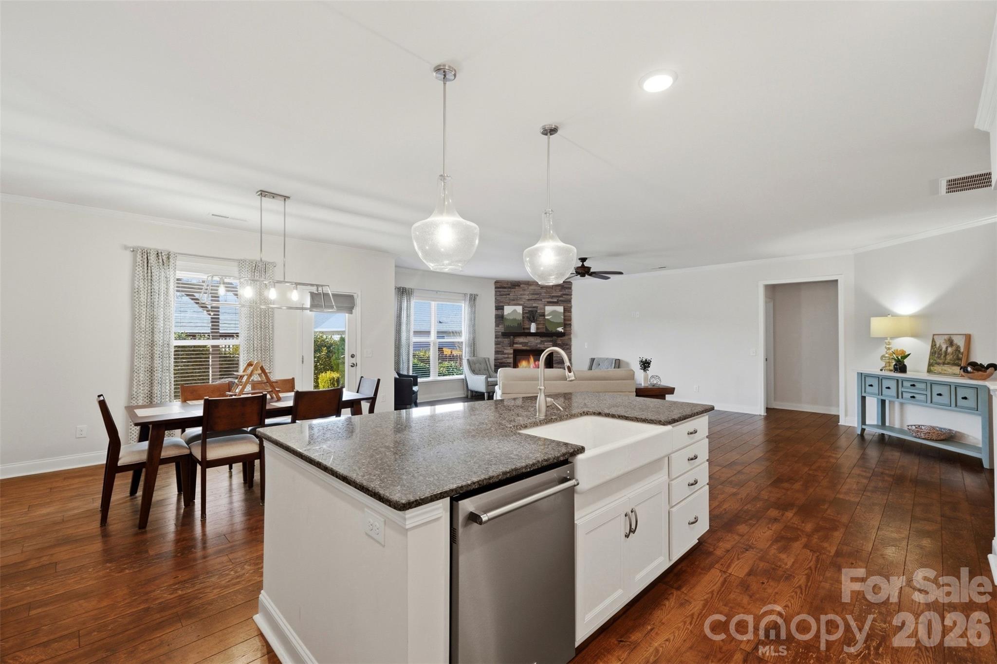 Tilley Manor - Residential