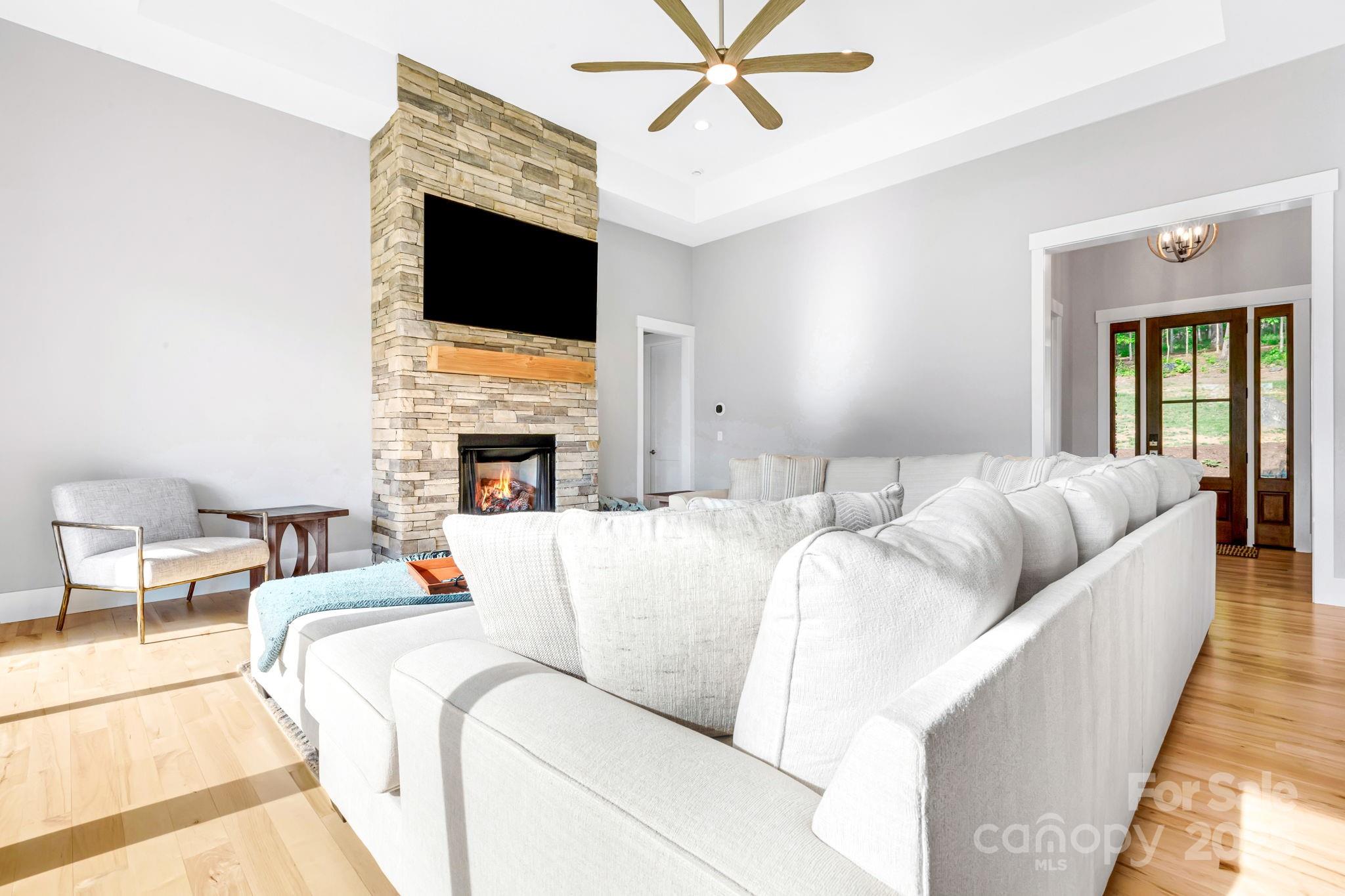 128 Saddle Ridge Drive