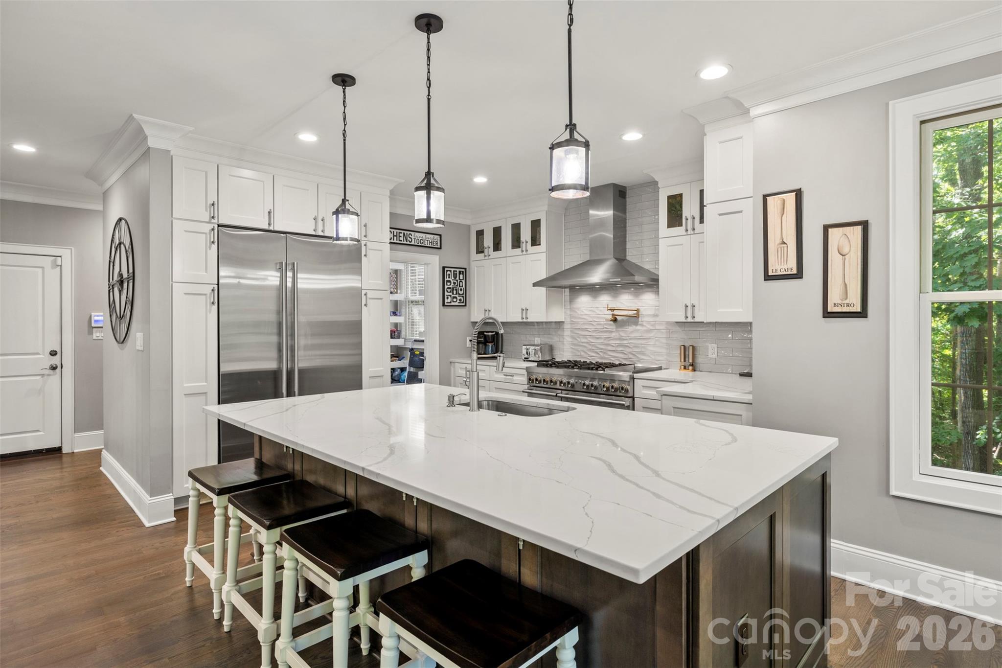 7653 Juniper Lane