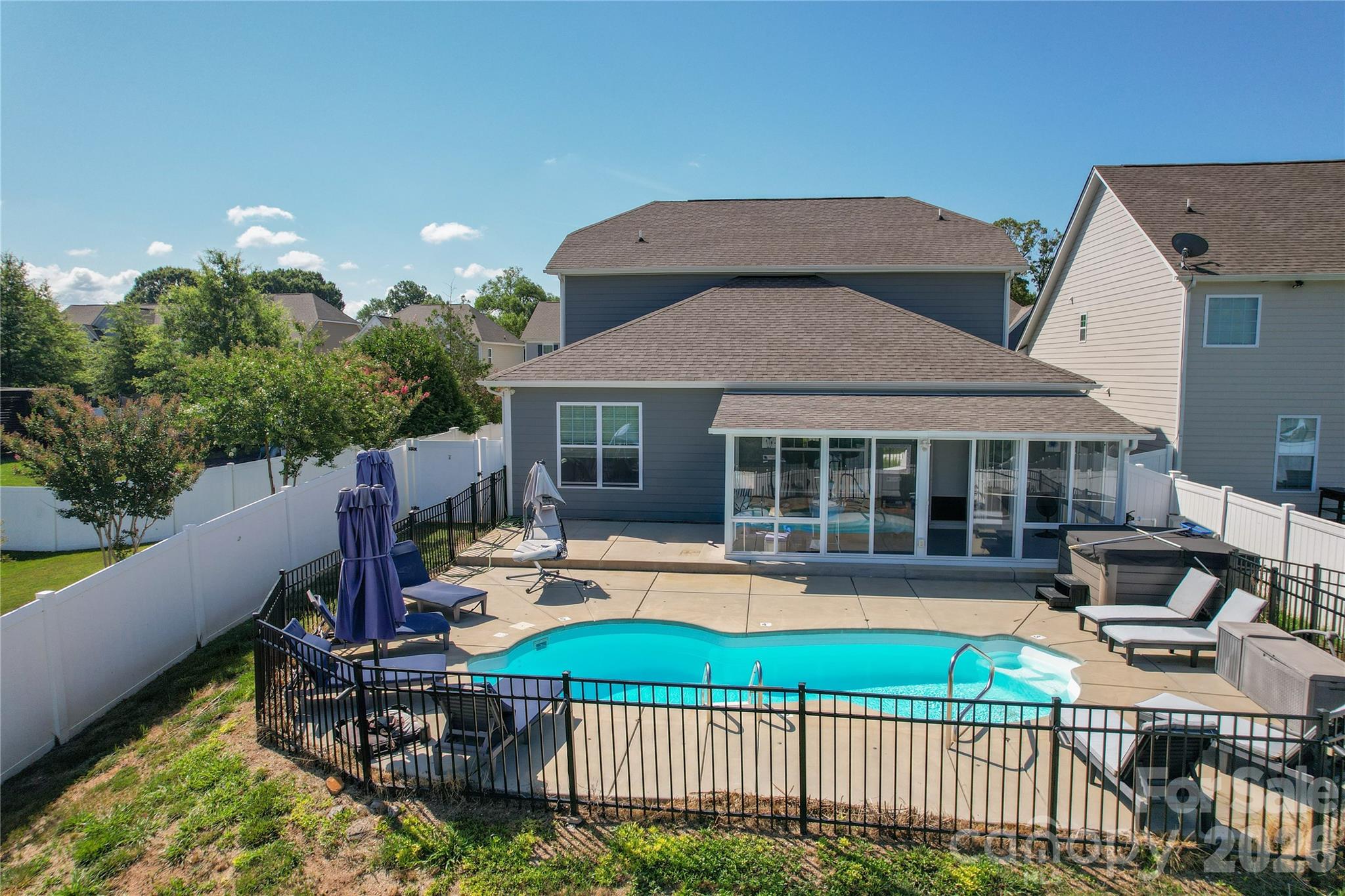 109 E Americana Drive