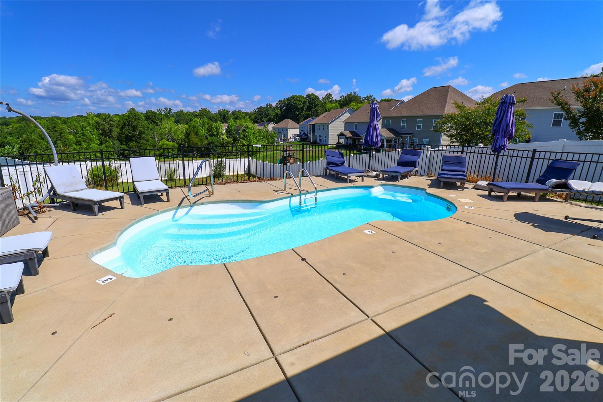 109 E Americana Drive