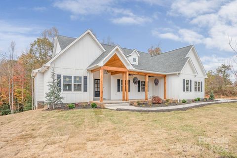 A home in Hickory