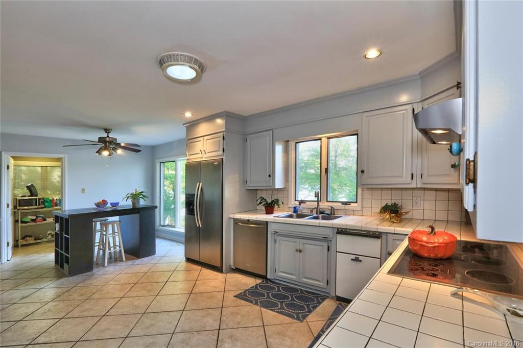 Lake Norman Bonanza - Residential