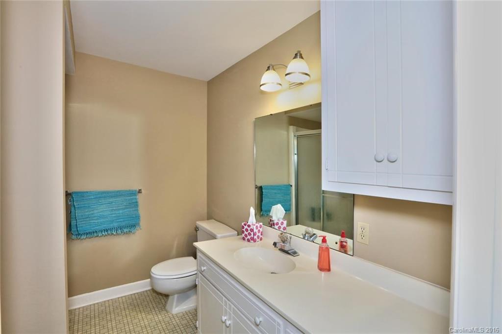 Lake Norman Bonanza - Residential