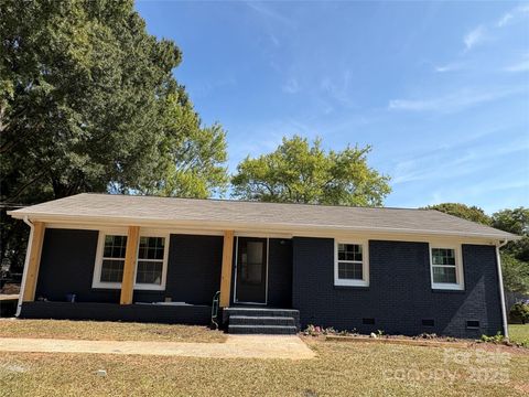 Photo of 3410 Joseph Drive, Matthews, NC 28105 (MLS # 4305046)