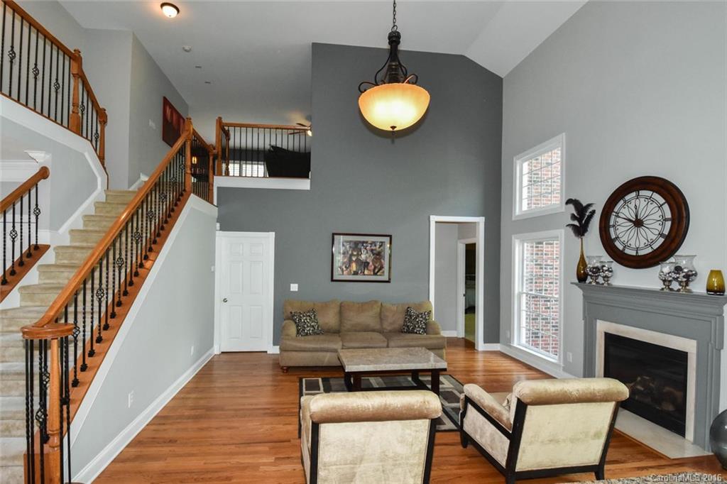 Lake Shore - Residential