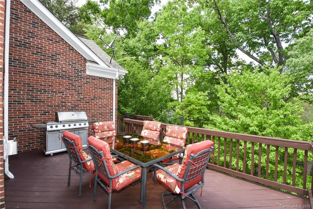 Lake Shore - Residential